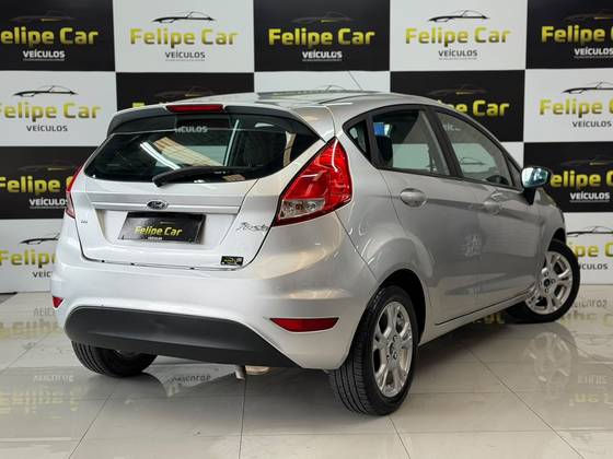 FORD FIESTA 1.6 SE HATCH 16V FLEX 4P MANUAL FORD FIESTA 1.6 SE HATCH 16V FLEX 4P MANUAL
